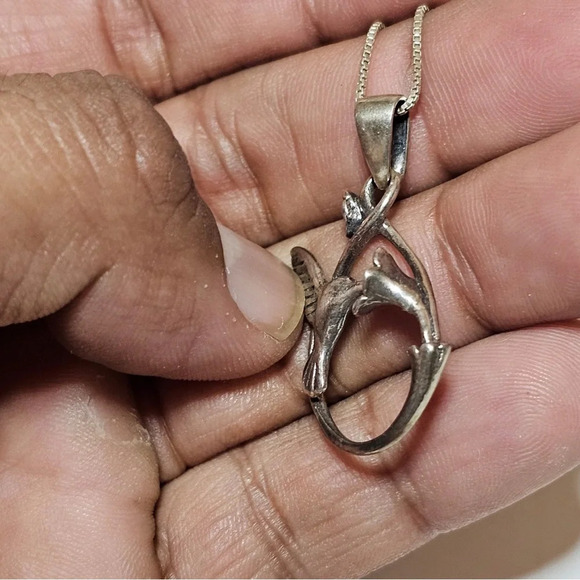 Sterling Silver 925 Infinity Hummingbird Pendant  On 18 Inch Long Box Link Chain - Picture 3 of 9